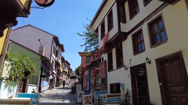 Walking tour of Eskişehir’s city center, Turkey смотреть онлайн