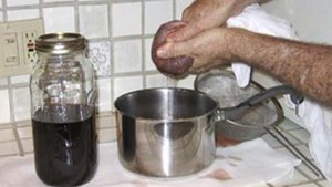 Вино из смородинового варенья