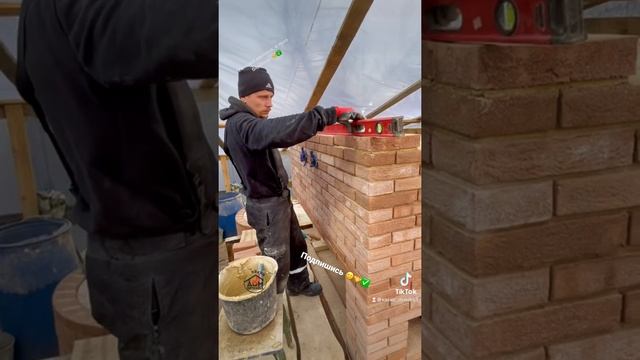 Укладка кирпича в тело барбекю-комплекса. Сколько времени??Беларусь Пинск #домпечникаkasko смотреть онлайн