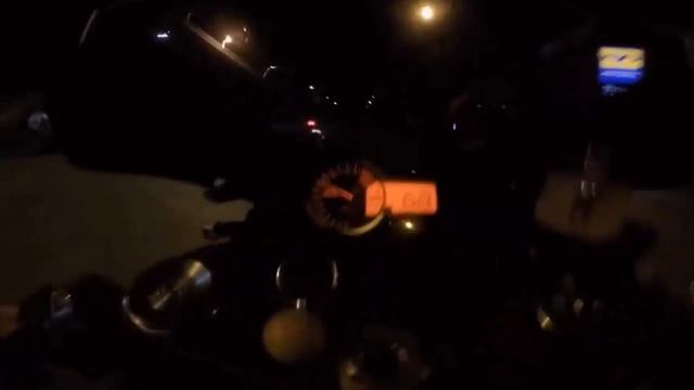 R1 vs GSX R750 vs FIREBLADE 929 смотреть онлайн