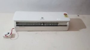 ELECTROLUX 1.5 TON Split AC Indoor Outdoor Instrolled