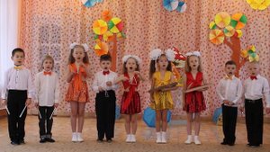 Вокальная группа детского сада № 41 «Звонкие голоса». Песня "Капризный дождик"