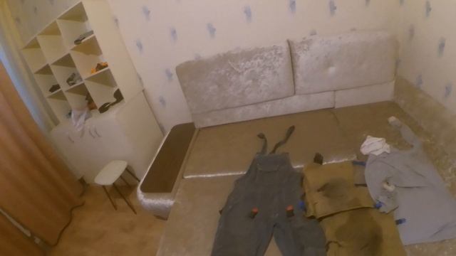 Новая спецодежда кровельщика. Съемные наколенники.