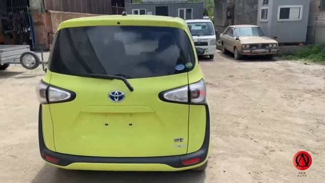 Toyota Sienta 2016г / аукционное авто /