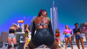 ON THE WALL - ITSCOURTNEY- ROOFTOP TWERK CLASS FULL VIDEO