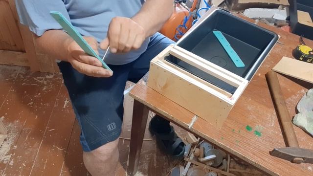 Кормушки для пчел ,как сделать своими руками ч3. смотреть онлайн