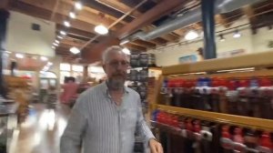 Даллас, Техас. С чего все начинается здесь. Ковбойские шляпы, сапоги казаки, ремни с пряжками.