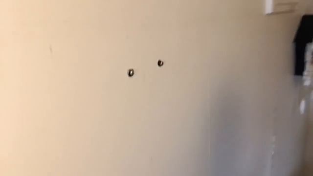 Så här får man ut gipsplugg (mollyplugg) ur gipsskivor смотреть онлайн