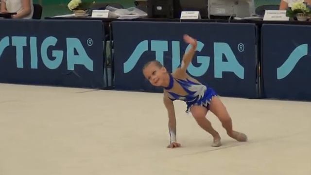 Савина Марина, 3 юн.разряд,Кубок Надежд по художественной гимнастике, г.Краснодар, 2016г. смотреть онлайн