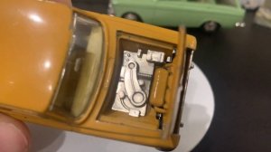 МОЙ САМЫЙ СТАРЫЙ МОСКВИЧ | ОБЗОР МОДЕЛИ 1:43 МОСКВИЧ 408 А1 | СМЕЩЕННЫЙ ВИНТ, КАПОТ ПЛИТА, ЦВЕТ ОХР