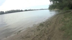 дикий пляж в Краснодаре река Кубань