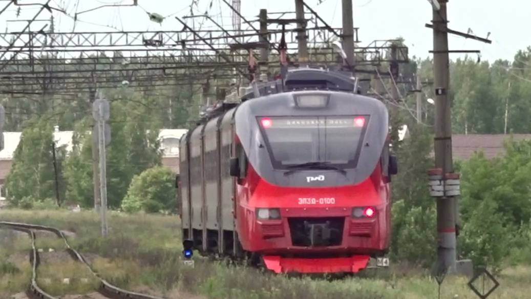"Юбилейная" ЭП3Д-0100 на перегоне Починки - Козино