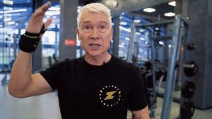Сколько жмёт спринтер в 60 лет? ? Валерий Жумадилов