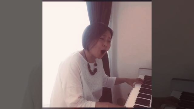 鐘が鳴ります　山田耕作　Japanese song, 'The Bell Rings' by Kosaku Yamada/Miyako Soprano &Piano みやこ/ソプラノ歌手の弾き語り