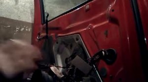 Как снять извлечь заменить стекло задней двери SKODA YETI(2011)demontaz zamiana szyby drzwi tyl!