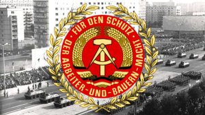 Песня армии ГДР - GDR army song - Augen gradeaus