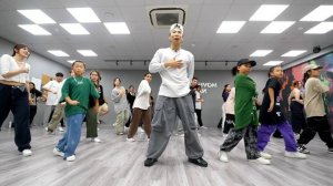 Love Nwantiti - Ckay - Dance tutorial choreography by Hu Jeffery