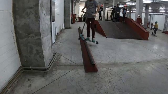 ФЛЭЕР НА ФАНБОКСЕ | ДЕНЬ В СКЕЙТ-СКЛАД смотреть онлайн