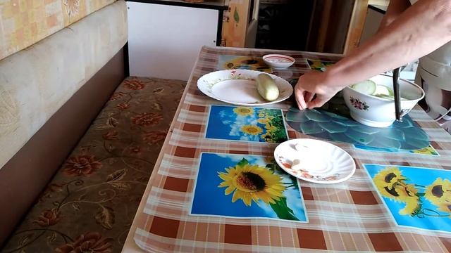 Жарим кабачки на гарнир смотреть онлайн