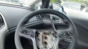 Как снять руль на Opel Astra.