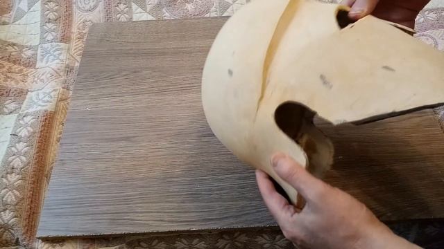 Как сделать древнегреческий шлем. Пошагово. Часть 3. Шпаклёвка смотреть онлайн