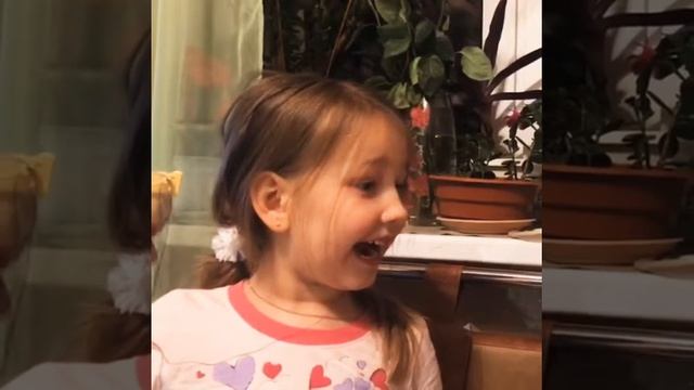 Как самостоятельно выдернуть молочный зуб? Легко! И весело! смотреть онлайн