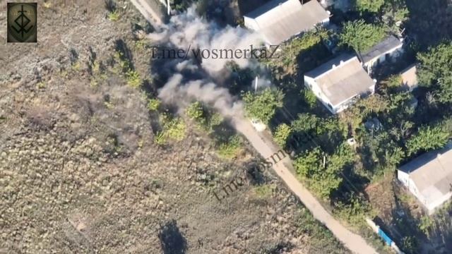 Уничтожение автомобиля и ПВД ВСУ на Херсонском напр/Destruction Of The AFU Vehicle And Position