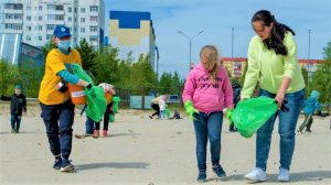 Волонтёры из охтеурской школы вышли на субботник