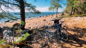 0035. Полуостров Киперорт. Корни и камни, когда нужна резина по шире. МТБ доволен.