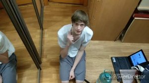 Не можешь сделать ? отжиманий ? Смотри это видео.