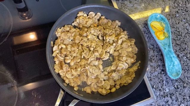 CHICKEN MUSHROOM JULIENNE смотреть онлайн