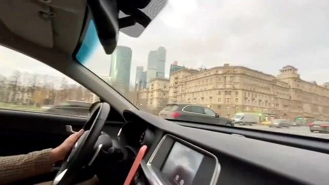 Автоэкскурсия по Кутузовскому проспекту. Изучаем главную магистраль Москвы