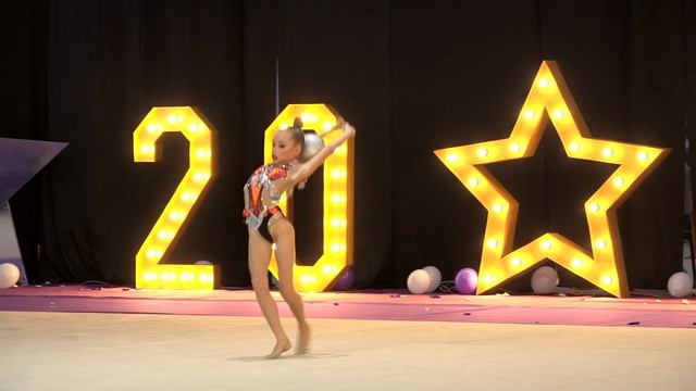 Лескова Ульяна 2009 мяч смотреть онлайн