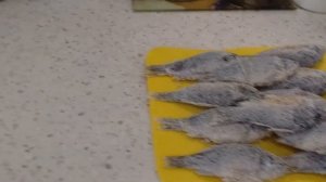 жареные караси в манке