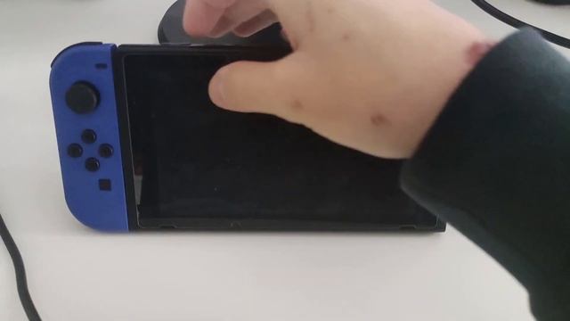 COMMENT JOUER A LA SWITCH AVEC UNE MANETTE DE PS5, PS4, XBOX ETC... смотреть онлайн