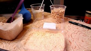 Посев томатов в опилки