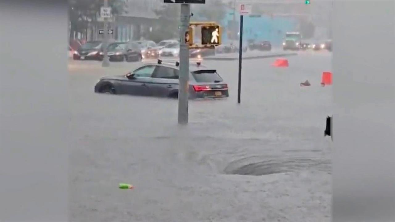 В Нью-Йорке из-за ливней введен режим ЧС