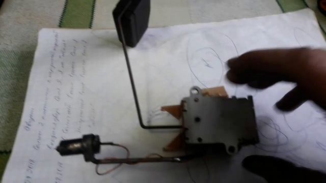 датчик топлива не правильно показывает уровень. замена топливного фильтра тойота виста св30 4сфе