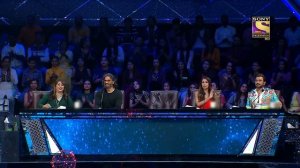 Karisma Kapoor & Suniel Shetty's Magical Dance on Stage | India's Best Dancer 2 | Celebrity Special