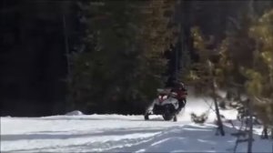 Покатушки на Горных Снегоходах   Невероятные Трюки на Снегоходе  Крутые Трюки  на Снегоходах