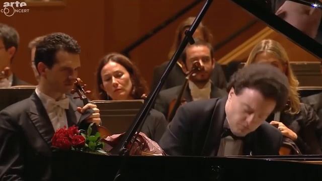 Сергей Рахманинов. Прелюдия до-диез минор (с-sharp minor) op. 3, № 2. Исполнитель - Евгений Кисин.