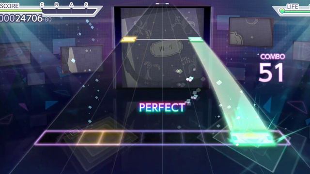 что-то всё ещё раздражает её в секае.. смотреть онлайн