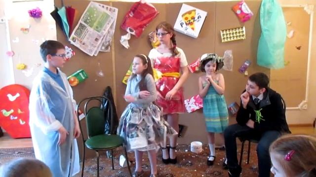 Обыкновенная мусорная яма (март 2017) смотреть онлайн