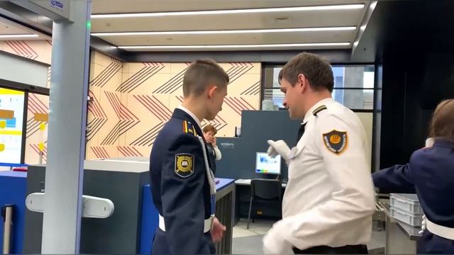 Курсанты побывали в аэропорту Шереметьево