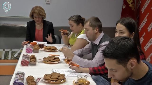 Уникальная дегустация: новосибирцы выбирают любимый вкус овсяного печенья смотреть онлайн