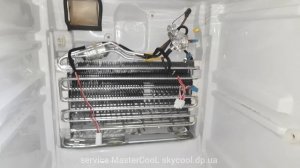 Samsung  RL33SBSW при включении набирает температуру отключается  и больше не включается