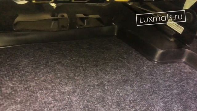 Всесезонные 3D автомобильные коврики в салон Skoda Superb (3V) (Шкода СуперБ) 2015-н.в. Luxmats.ru
