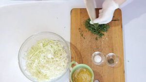 Начинка из капусты для пирожков. Рецепт начинки для пирога с капустой.