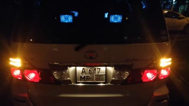 подголовники с мониторами смотреть онлайн