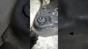 Снятие подрамника Renault часть 2